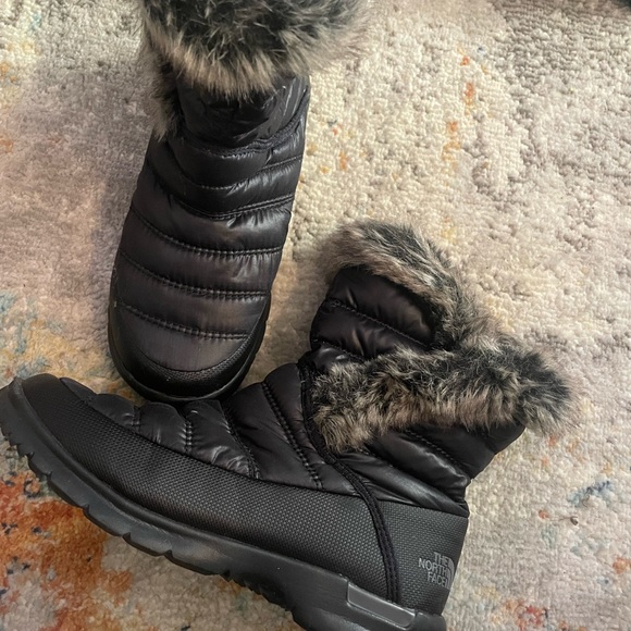 The North Face Shoes - The north face thermoball snow boots - new